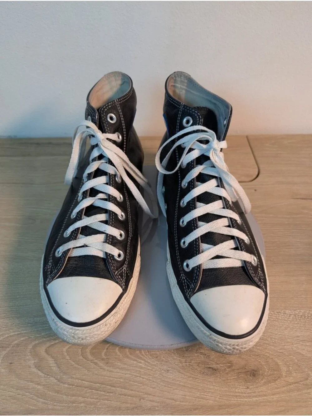 Converse Chuck Taylor All Star Leather High Top Black 1S581 Men's Sneaker 9.5 - Picture 3 of 10
